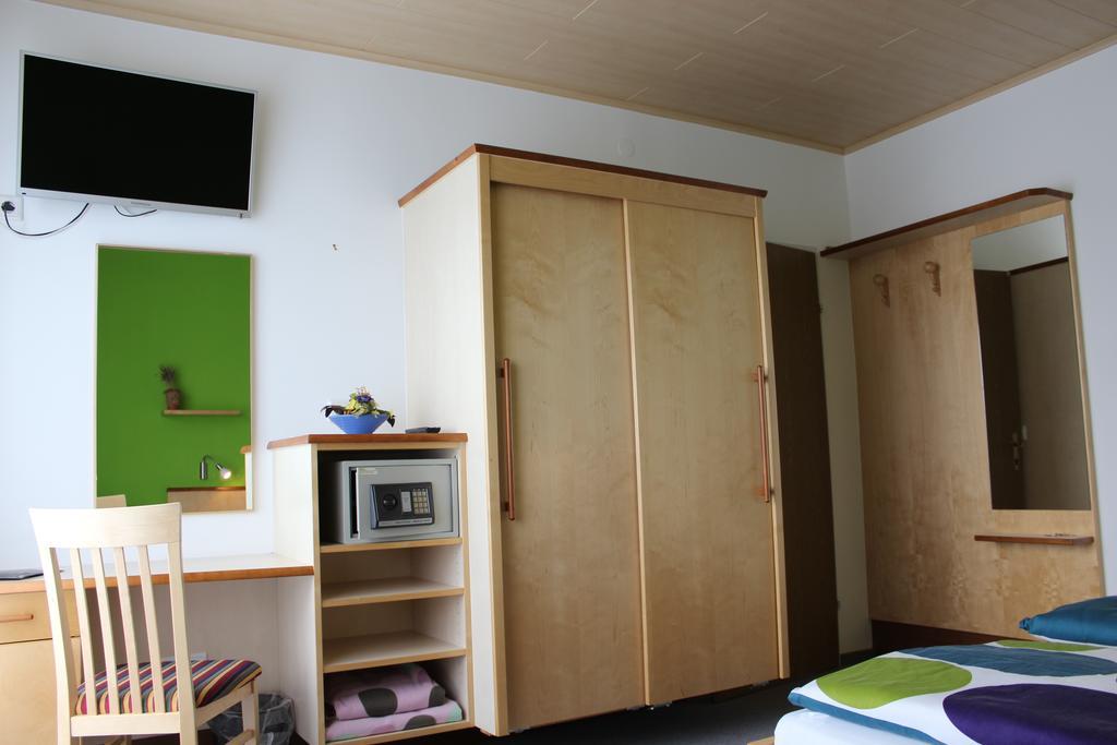Gaestehaus Karassowitsch รุสท์ ห้อง รูปภาพ